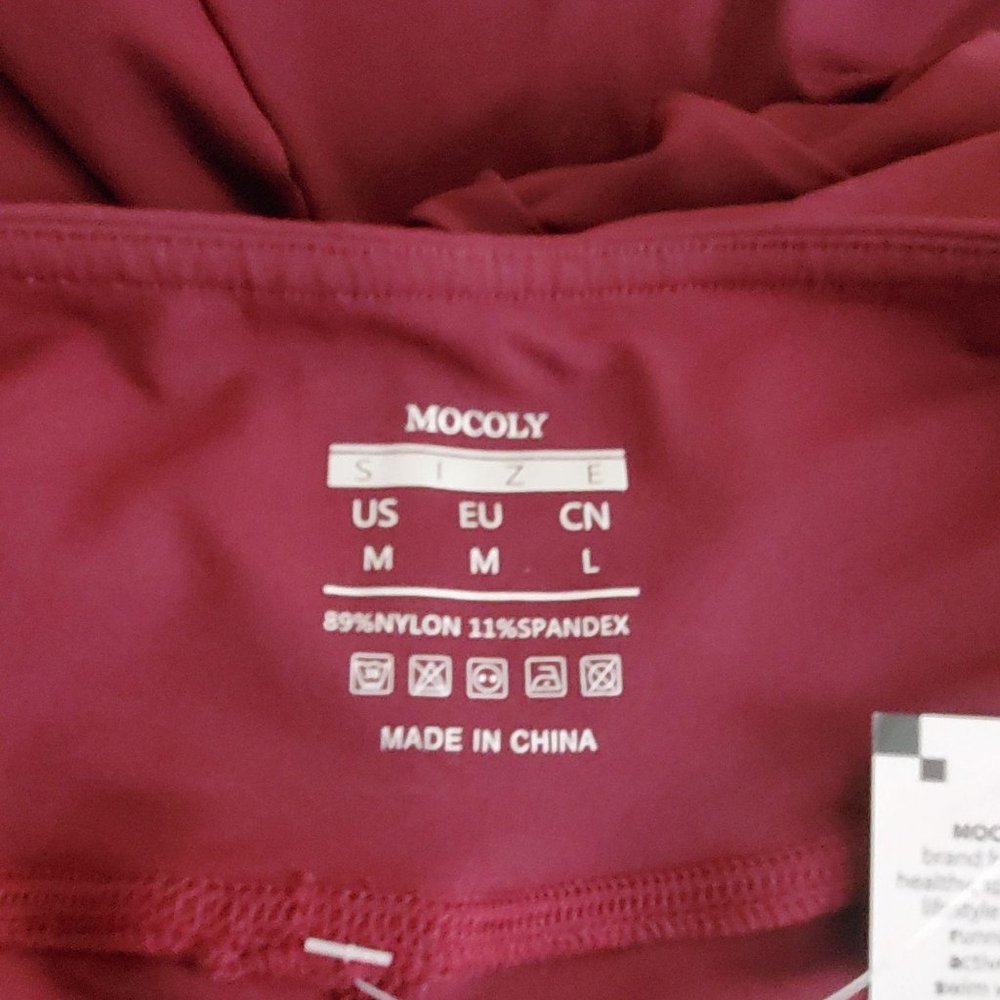 Set Of 2 MOCOLY & Chin Fun Women's Bootleg Leggings Burgundy/Gray Medium NWT - Picture 10 of 16